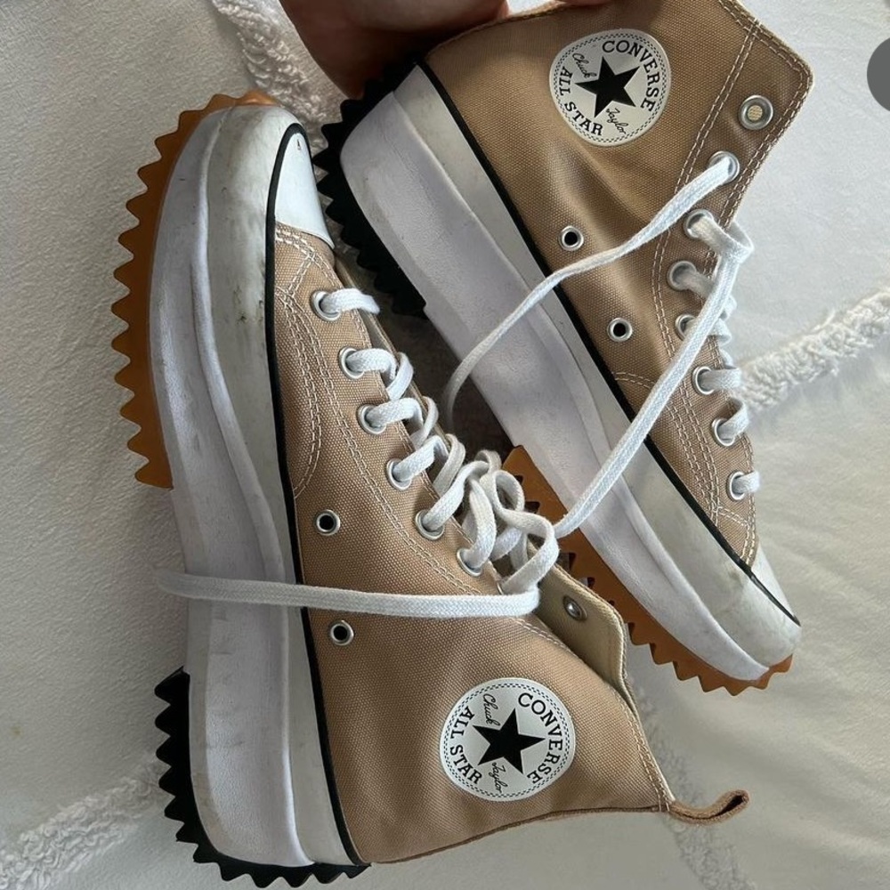 Converse star hike sneakers